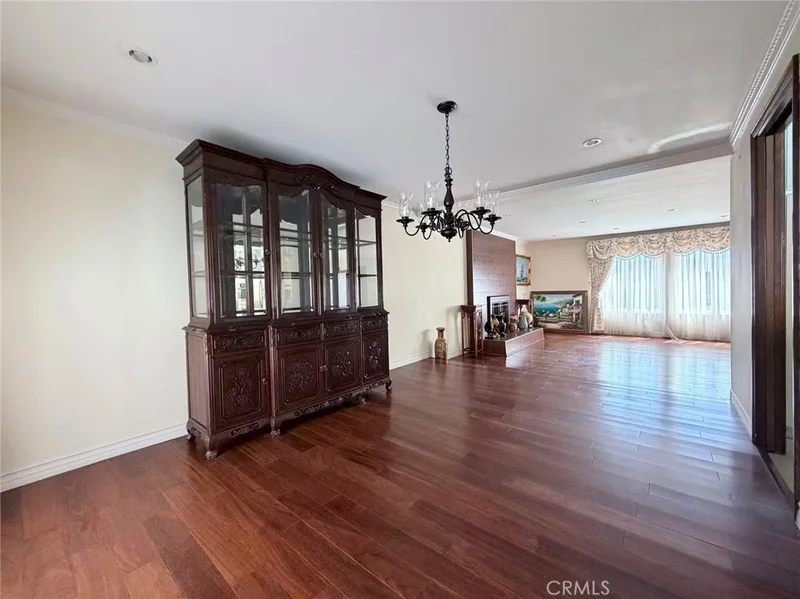 15625 Mar Vista Street photo 2