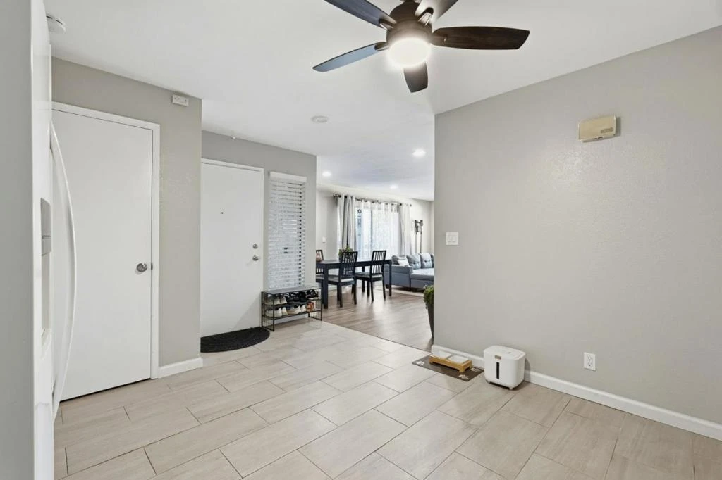 Interior 2