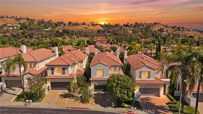 24813 Calle Cedro photo 2
