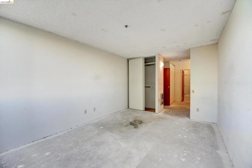 Photo 11 of 555 Pierce St 520