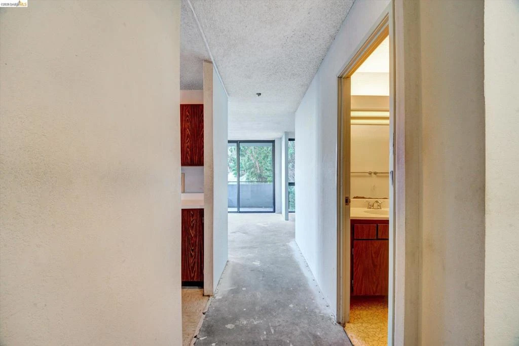 Photo 13 of 555 Pierce St 520