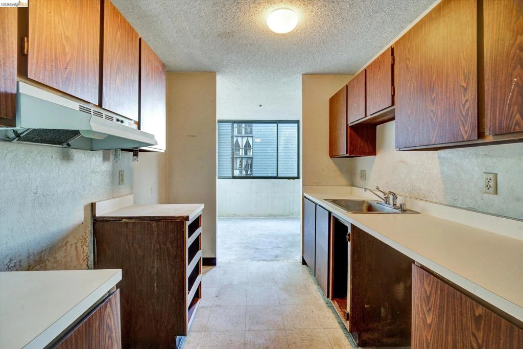 Photo 16 of 555 Pierce St 520