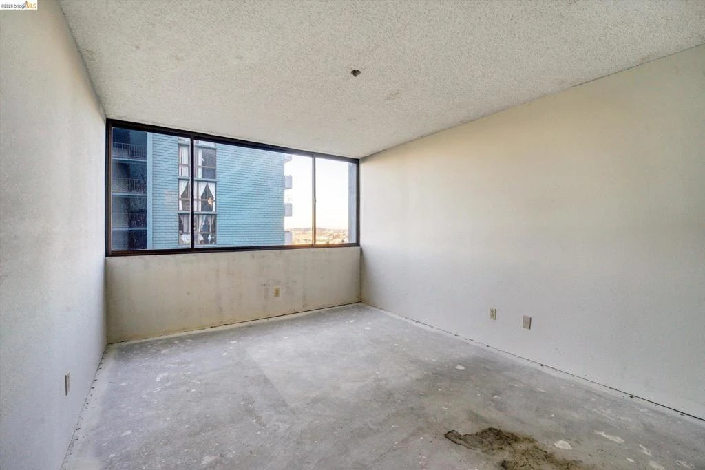 Photo 10 of 555 Pierce St 520