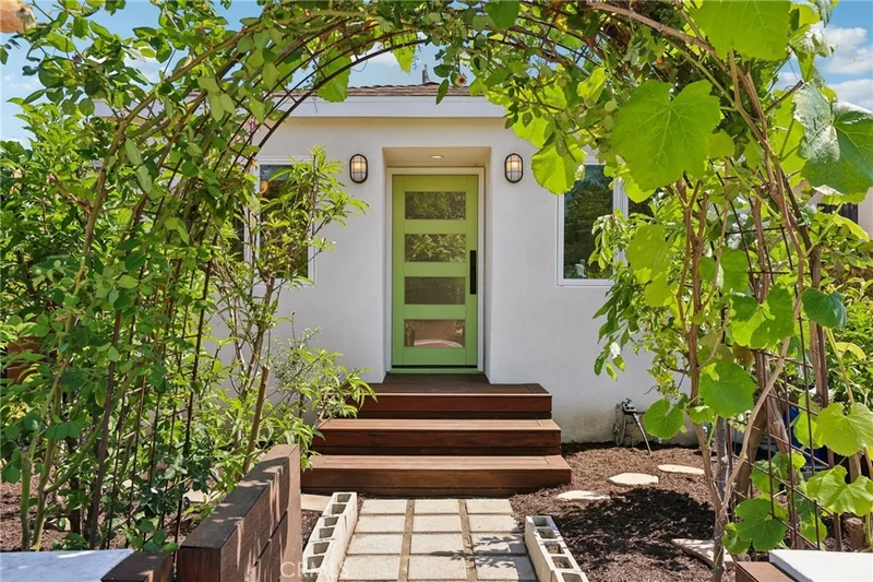 4264 Alla, Los Angeles, CA 90066