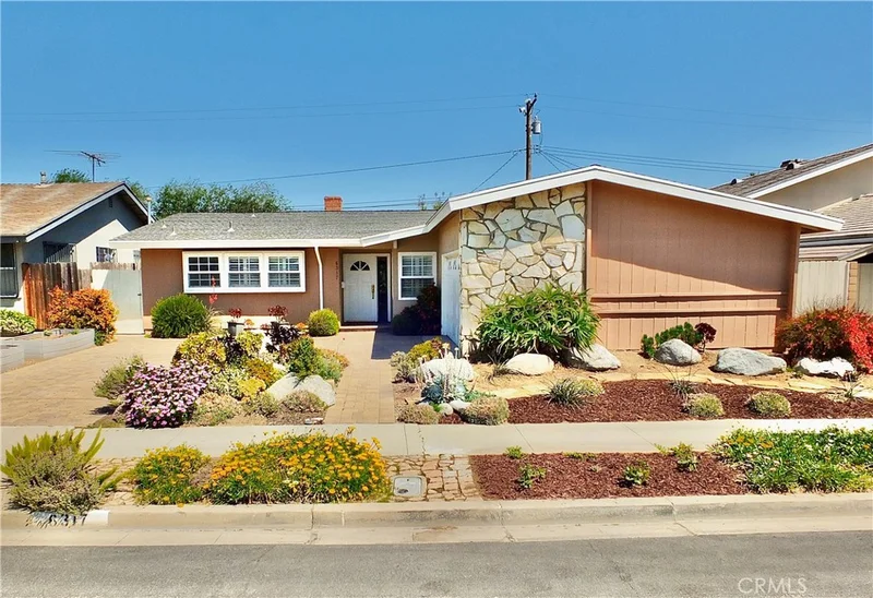 6317 E Eliot, Long Beach, CA 90803