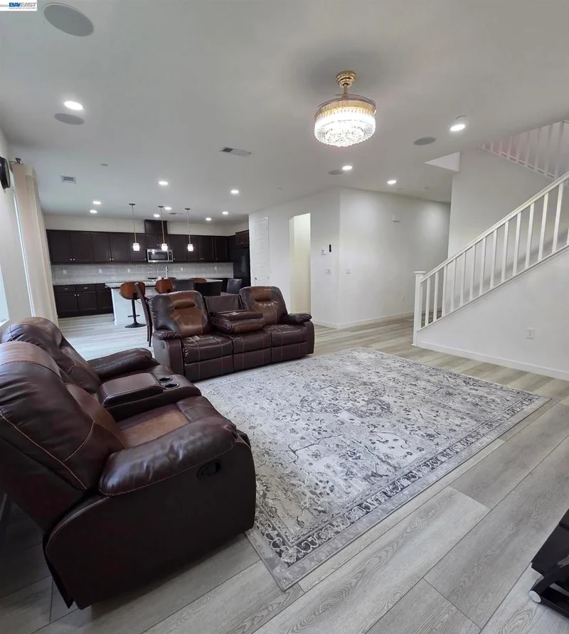 5390 Shenandoah Valley Ln photo 2