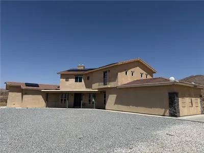 13975 Barker photo 2