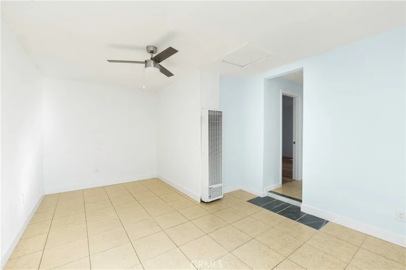 2165 Sepulveda photo 2