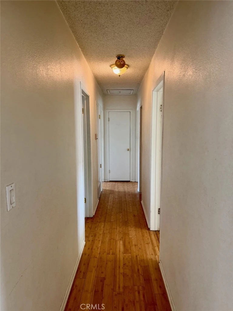 Interior 4