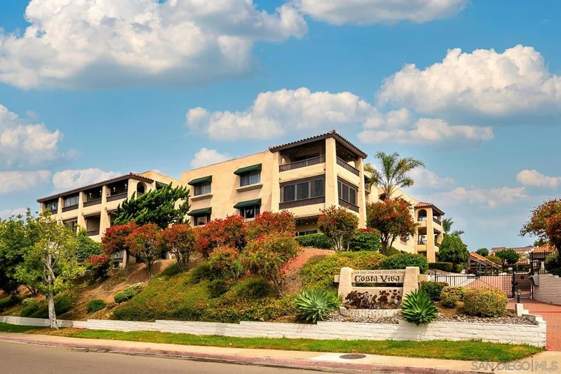 2530 Clairemont 301, San Diego, CA 92117
