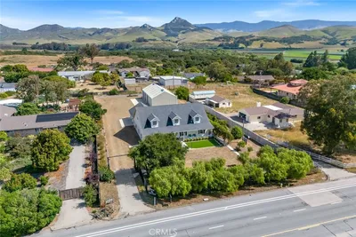 1696 Los Osos Valley Road photo 2