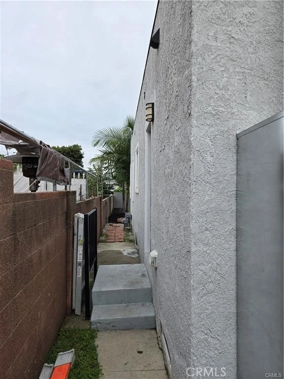 Photo 2 of 1714 E San Marcus