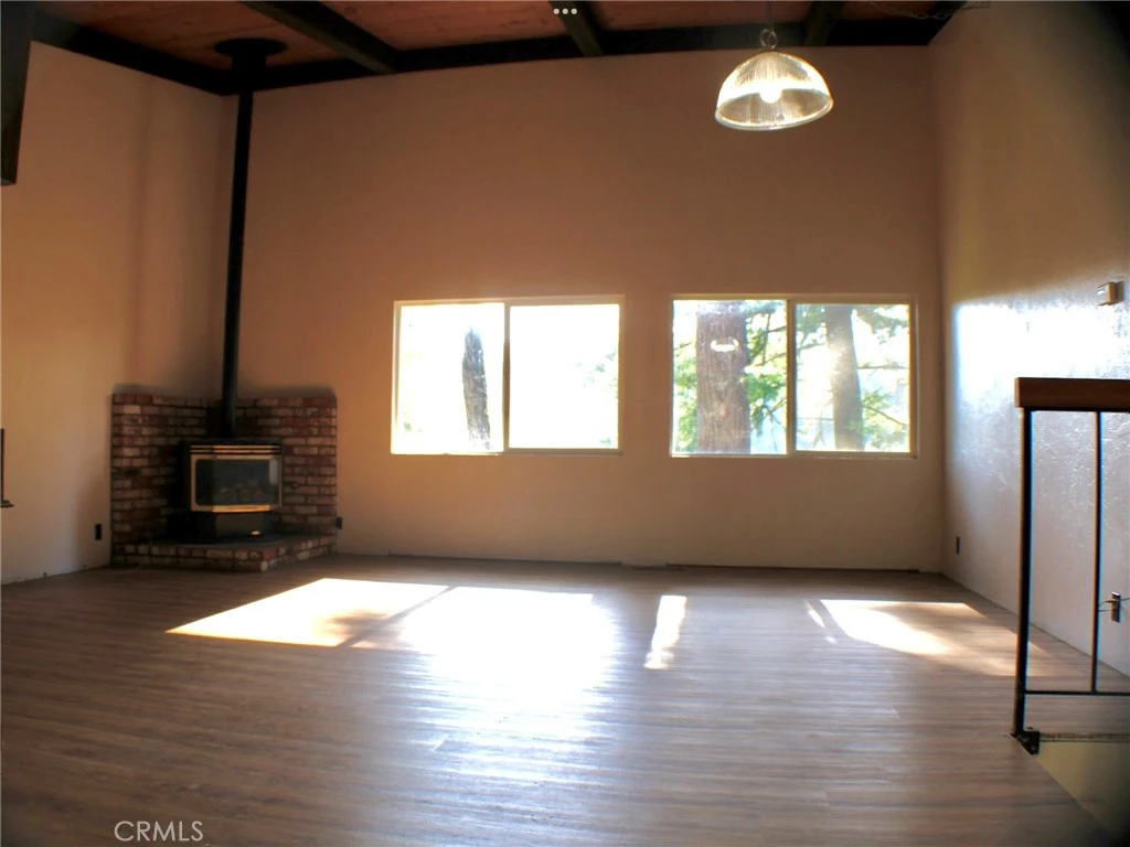 Interior 3
