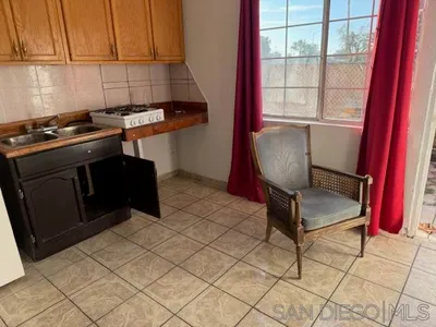 200 Lopez Ct photo 2