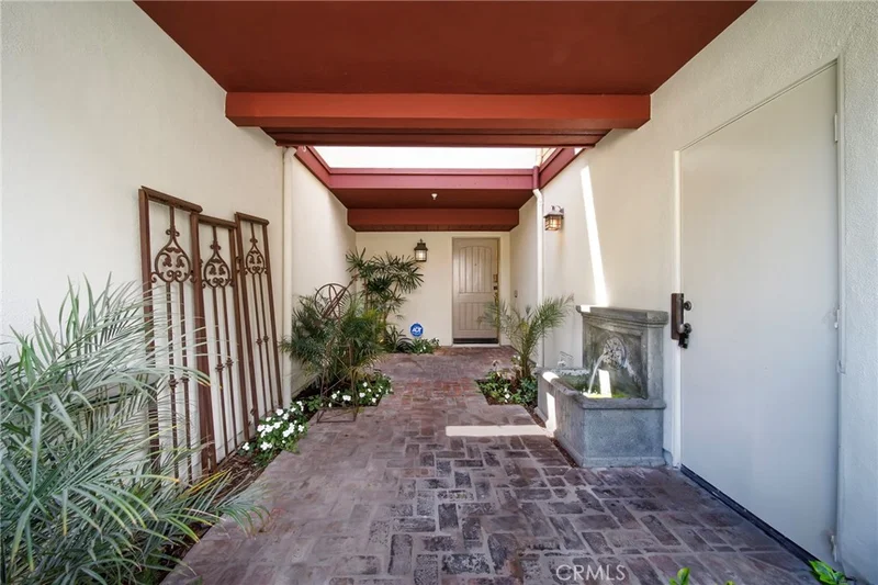 2741 Bungalow, Corona Del Mar, CA 92625