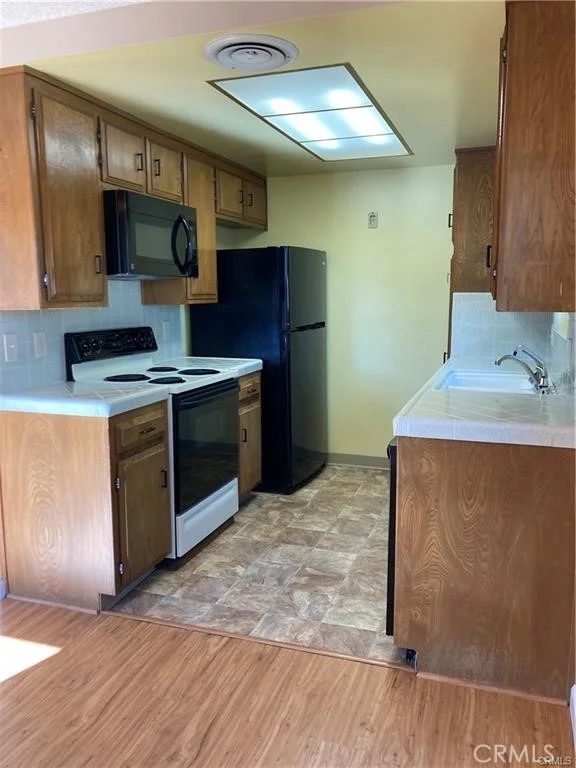 Photo 2 of 1750 Prefumo Canyon Road 37