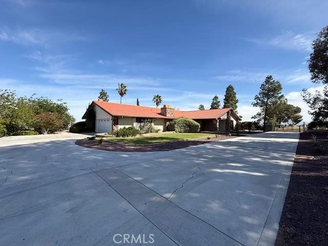 27572 Highview, Barstow, CA 92311