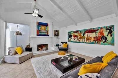 2389 E Miramonte Circle B photo 2