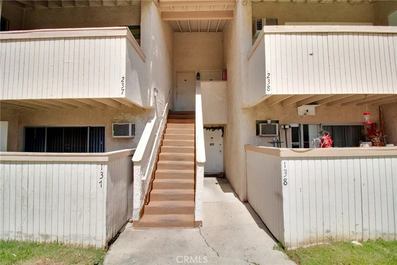 28947 Thousand Oaks Boulevard 238 photo 2