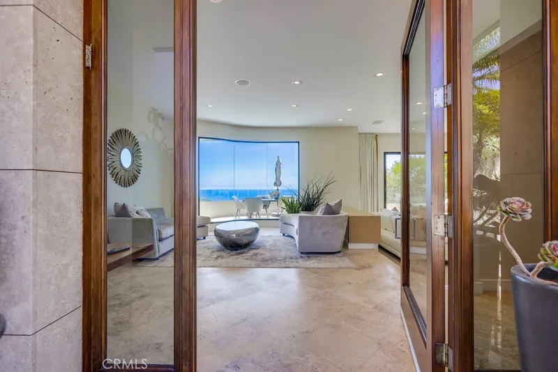 1725 Del Mar photo 2