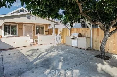 4188 Nordica Street photo 2