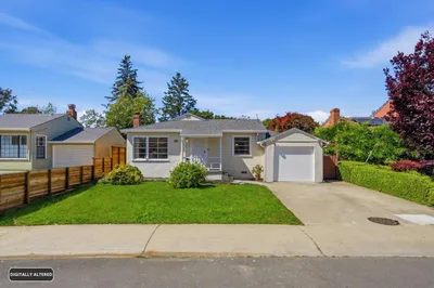 22389 Moyers Street photo 2