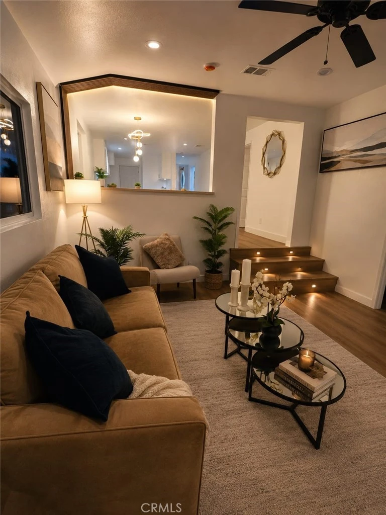 Interior 4
