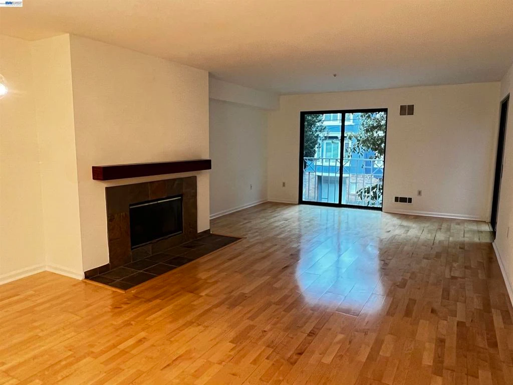 Interior 3
