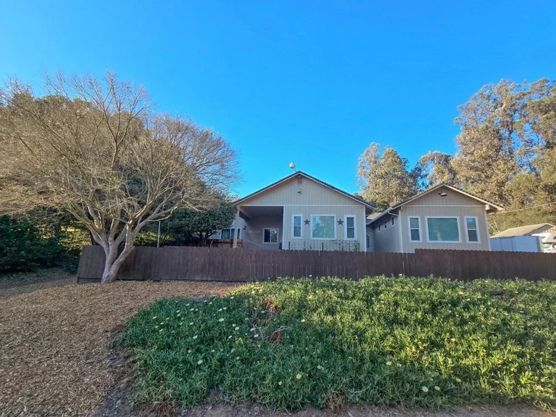 17329 Mcguffie Road photo 2