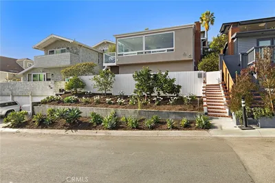 168 Fairview photo 2