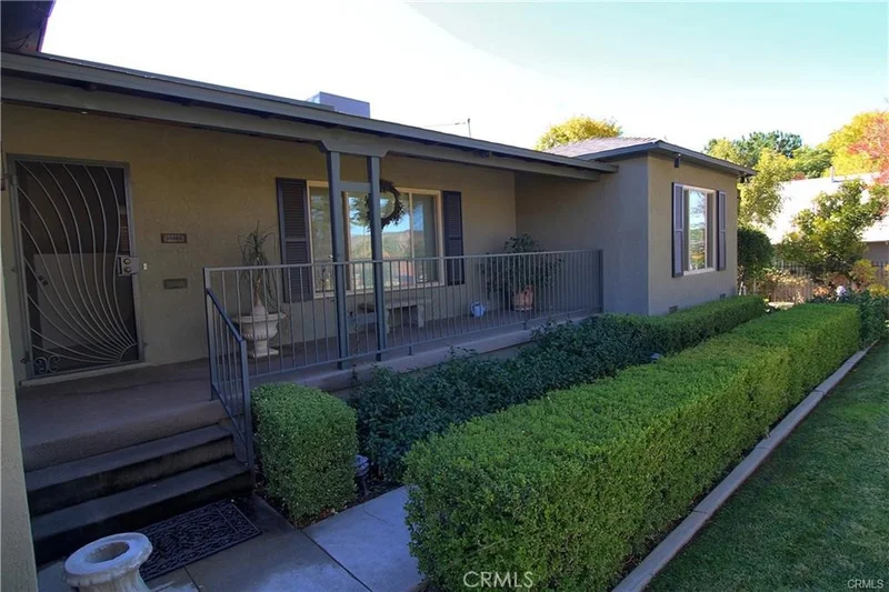 Photo 2 of 35385 Yucaipa Boulevard
