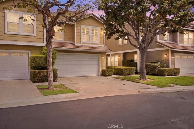 2720 E Walnut Avenue 81, Orange, CA 92867