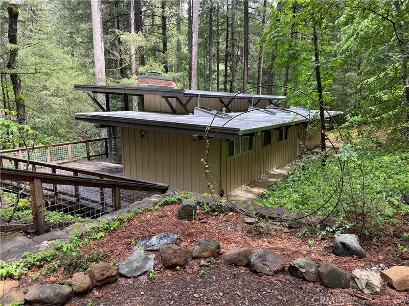 16498 Cobb, Cobb, CA 95426