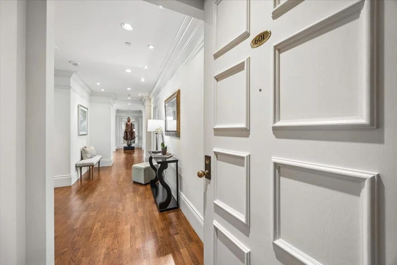 20 W 3rd Avenue 601 photo 2
