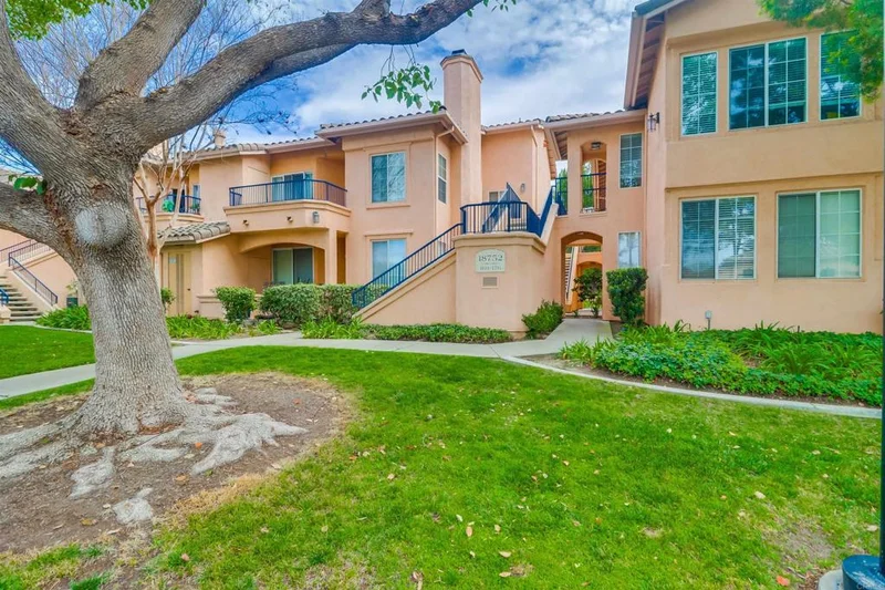 18752 Caminito Cantilena, San Diego, CA 92128