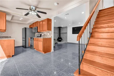 17439 Virginia photo 2