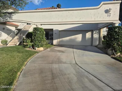 642 Vista Lago Circle N photo 2