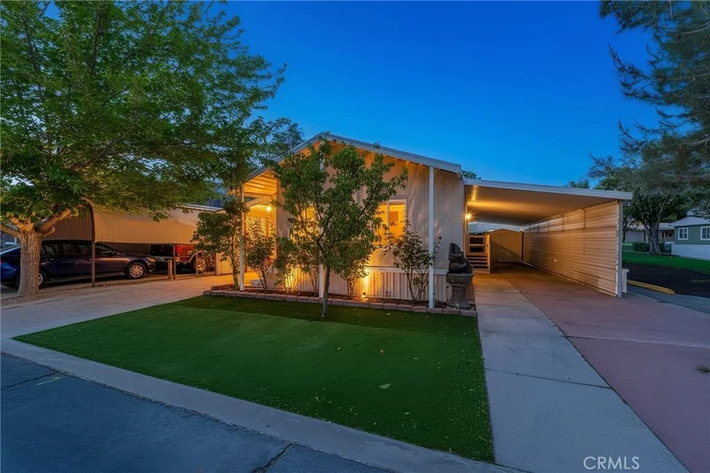 43850 20th, Lancaster, CA 93535