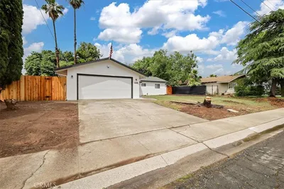 2304 Jean Drive photo 2