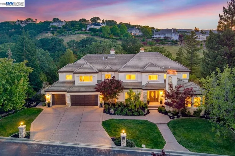 4129 Grant Ct, Pleasanton, CA 94566