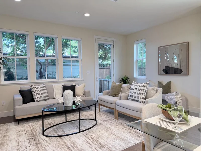Photo 2 of 174 Tilton Avenue