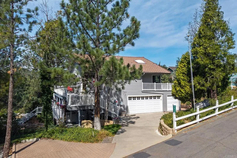 8634 Ponderosa Ln, Pine Valley, CA 91962