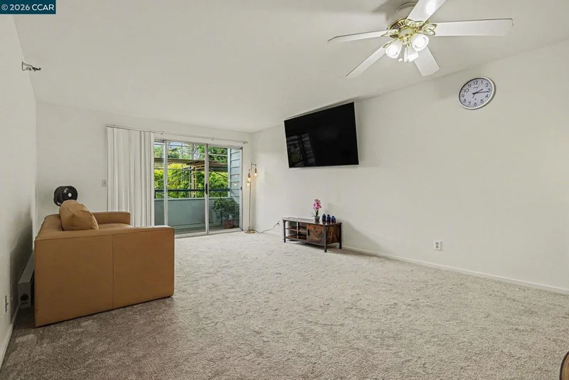Photo 2 of 1207 Melville Sq 314B