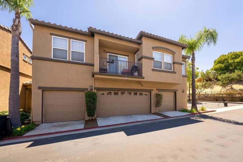 6233 Avenida De Las Vistas 4