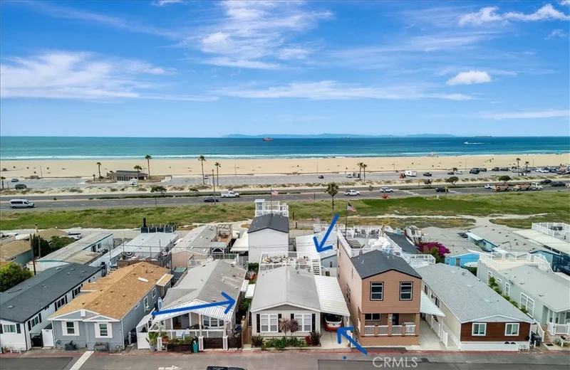 21752 Pacific Coast Hwy., Huntington Beach, CA 92646