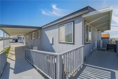 1550 20th Street W 76 photo 2