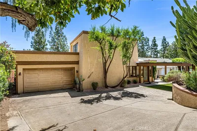 2480 Vista Drive photo 2
