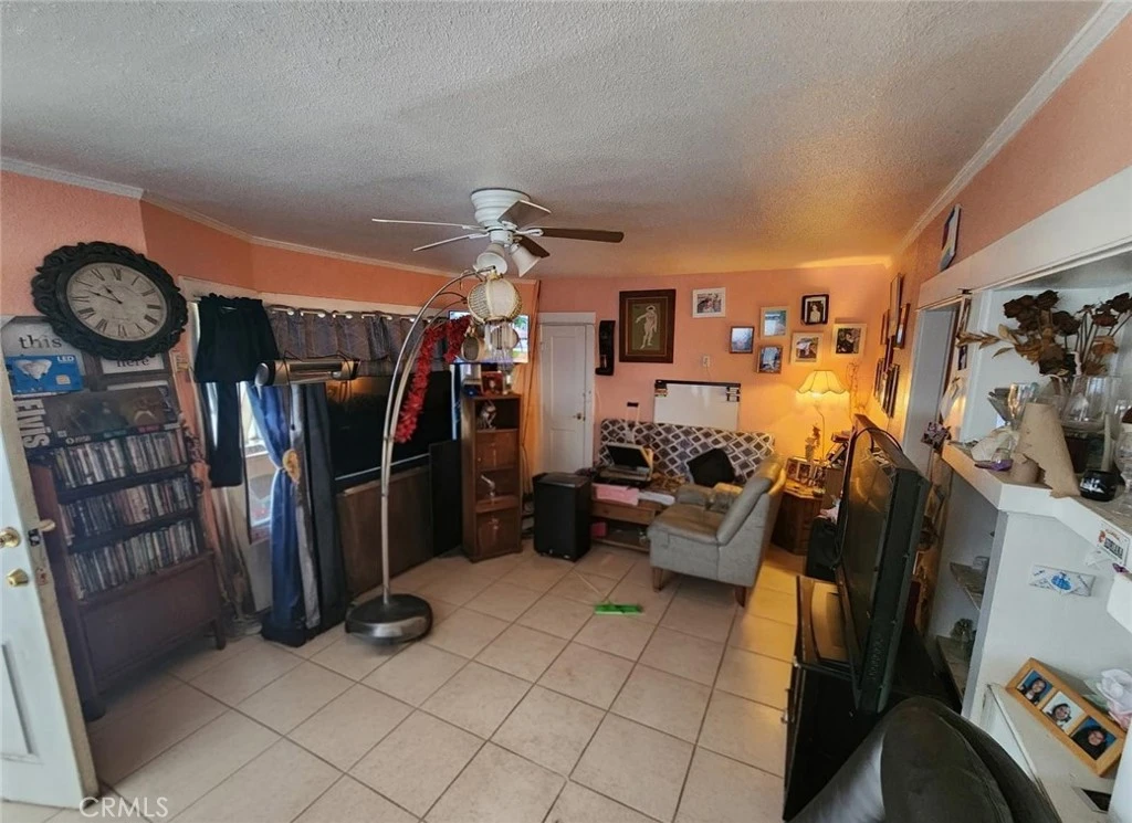 Interior 2