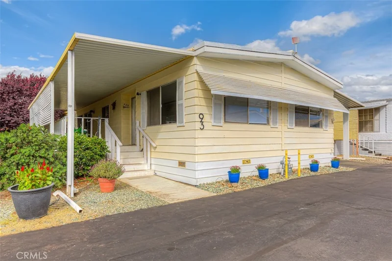 1675 Manzanita