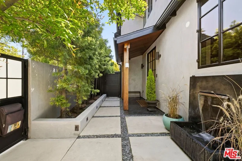Photo 2 of 2402 11th Street